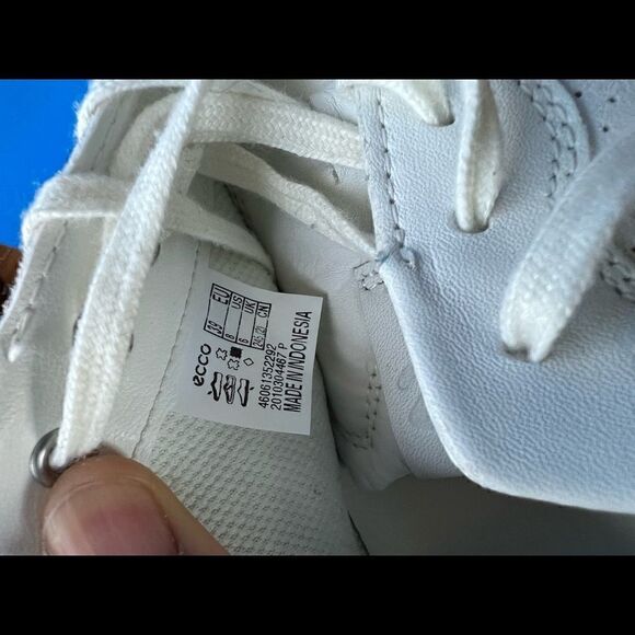 ECCO Women's Soft 7 Leather Sneaker Shoe Size 8 - Picture 6 of 6